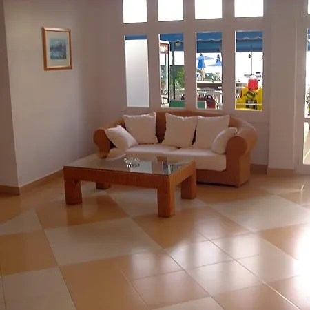 Hotel apartamentowy Vistamar Santo Tomás