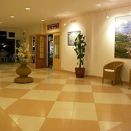 Vistamar Hotel apartamentowy 3*